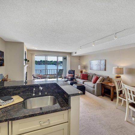 228 Edgewater Inn シャールボイ エクステリア 写真