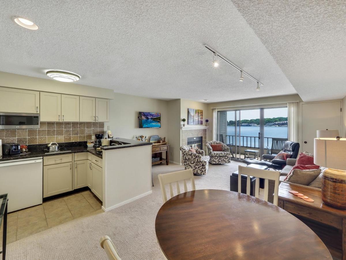 228 Edgewater Inn シャールボイ エクステリア 写真