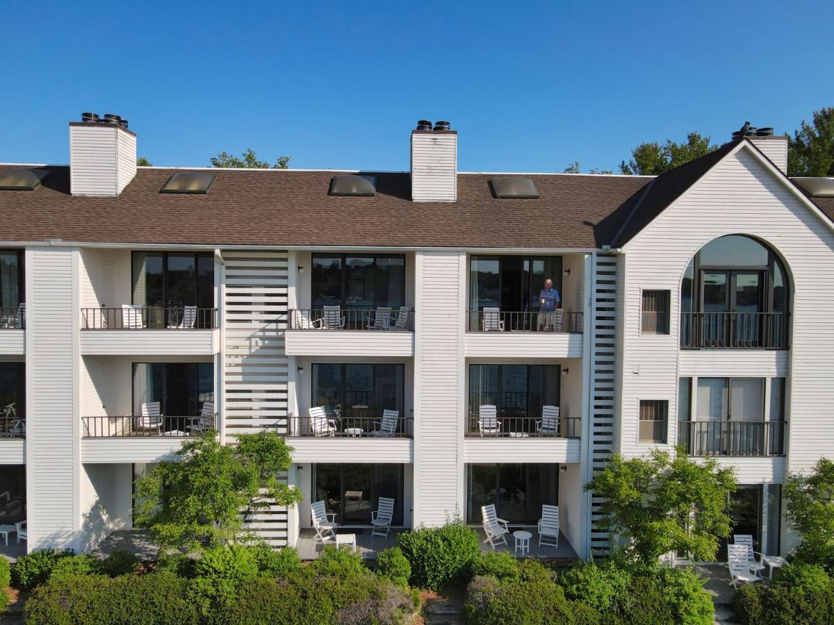 228 Edgewater Inn シャールボイ エクステリア 写真
