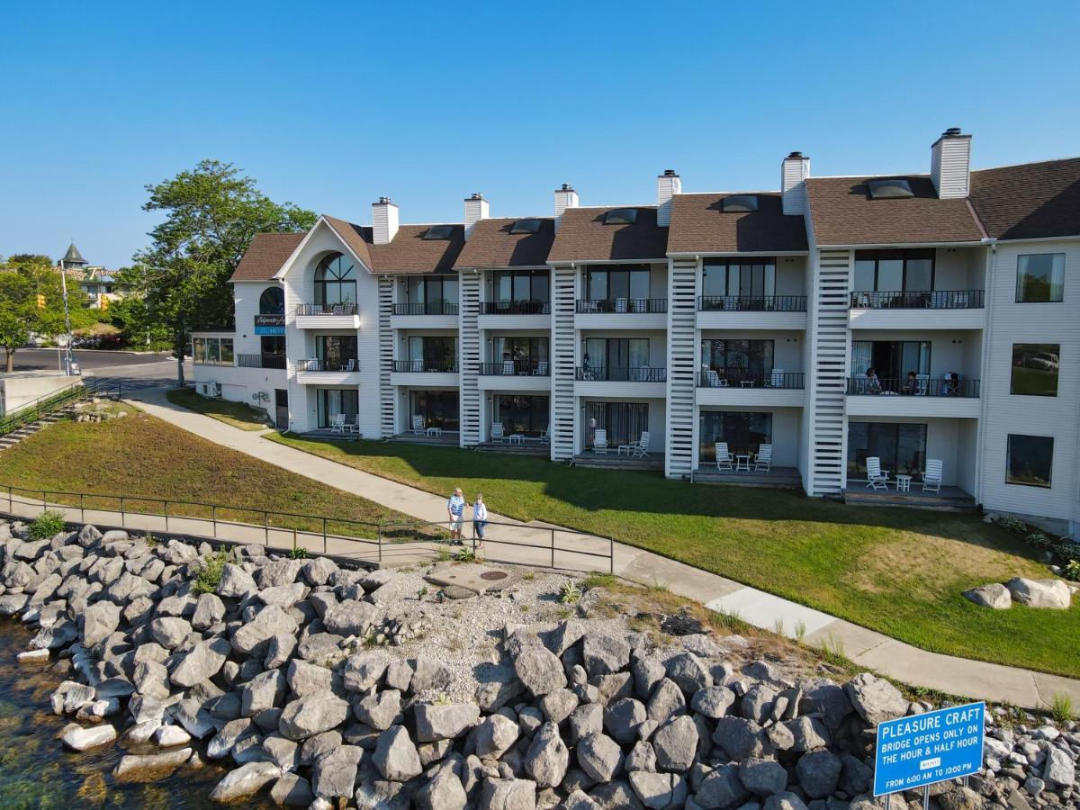 228 Edgewater Inn シャールボイ エクステリア 写真