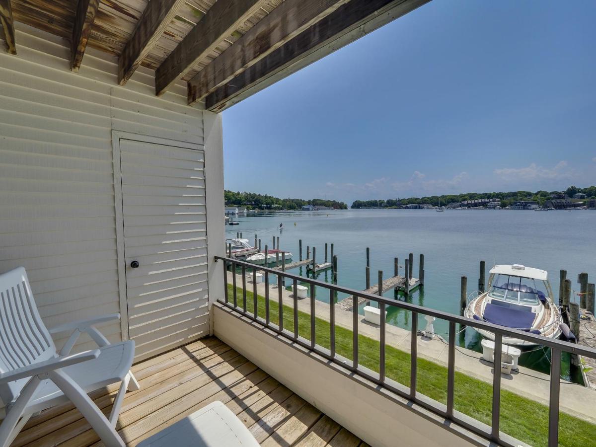 228 Edgewater Inn シャールボイ エクステリア 写真